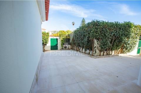 Moradia t5 areia-birre cascais