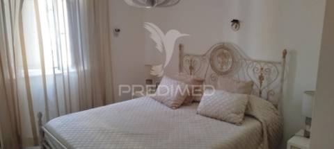 Moradia em póvoa e mradas