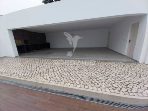 Moradia t5 isolada - entroncamento - quinta do bonito