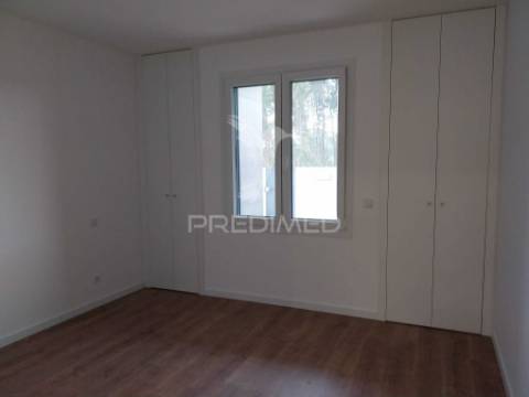 Moradia t5 isolada - entroncamento - quinta do bonito