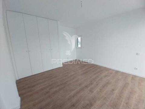 Moradia t5 isolada - entroncamento - quinta do bonito