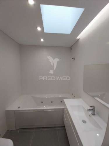 Moradia t5 isolada - entroncamento - quinta do bonito