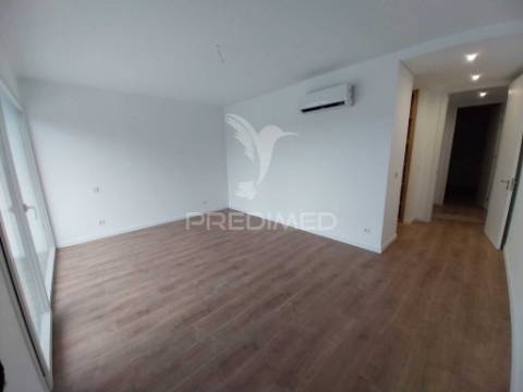 Moradia t5 isolada - entroncamento - quinta do bonito