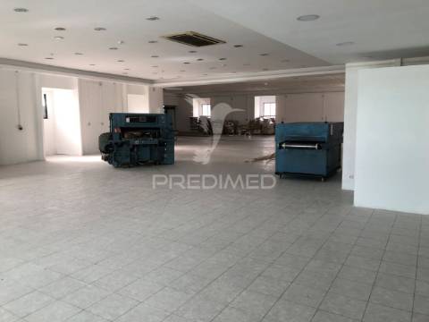 Armazém em mina de água (amadora)