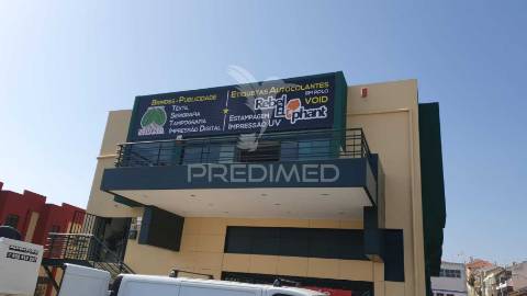 Armazém em mina de água (amadora)