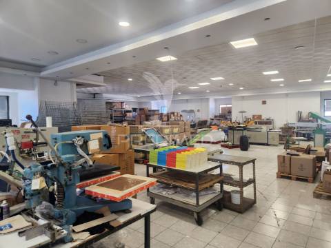 Armazém em mina de água (amadora)