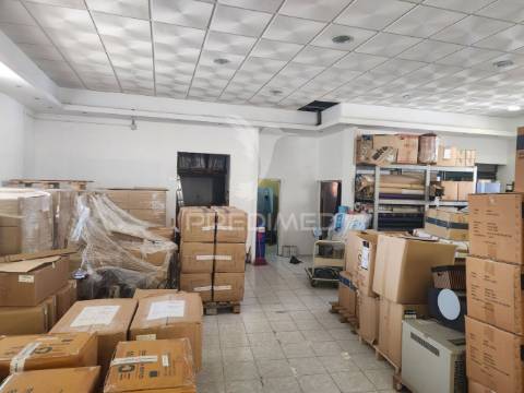 Armazém em mina de água (amadora)