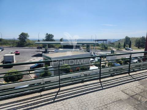 Armazém em mina de água (amadora)