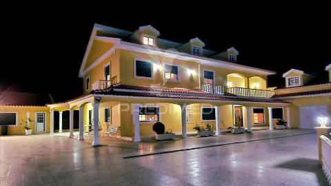 Magnífica quinta t5 com piscina e terreno de 2,4h em aveiras de cima, azambuja