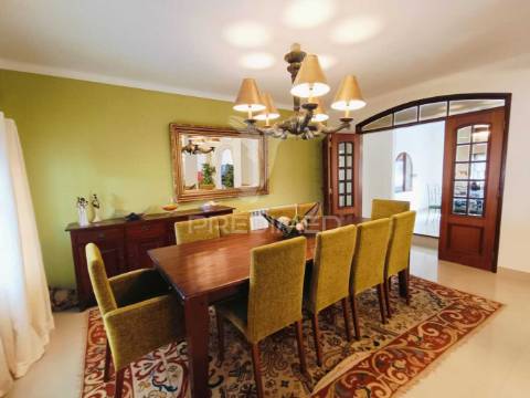 Magnífica quinta t5 com piscina e terreno de 2,4h em aveiras de cima, azambuja