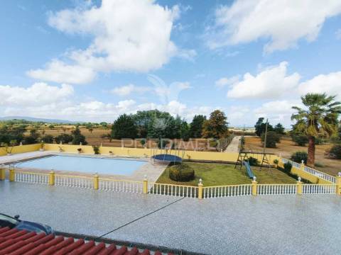 Magnífica quinta t5 com piscina e terreno de 2,4h em aveiras de cima, azambuja