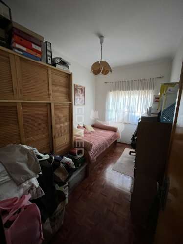 Apartamento t3 + box de garagem (barreiro)
