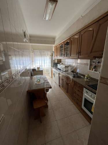 Apartamento t3 + box de garagem (barreiro)