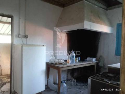 Moradia t3 para recuperar