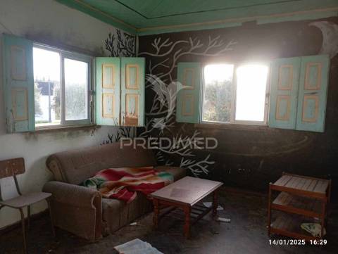 Moradia t3 para recuperar