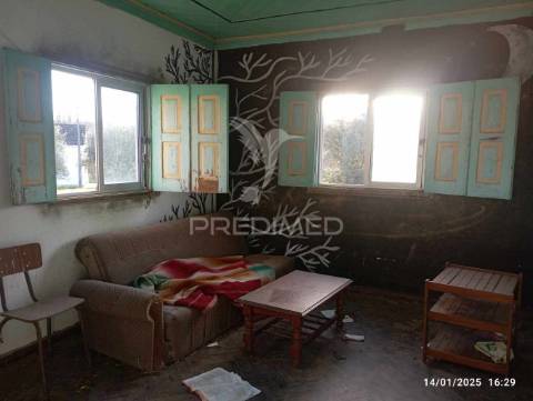 Moradia t3 para recuperar