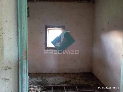 Moradia t3 para recuperar