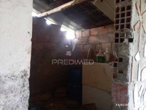 Moradia t3 para recuperar