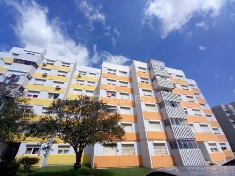 Apartamento t3 com excelentes acabamentos - cidade do sol