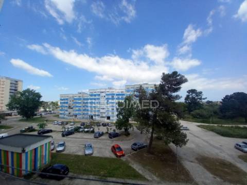 Apartamento t3 com excelentes acabamentos - cidade do sol