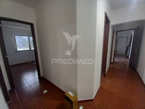 Apartamento t3 com excelentes acabamentos - cidade do sol