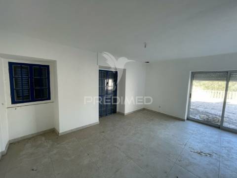 Moradia t3 perto de caldas da rainha