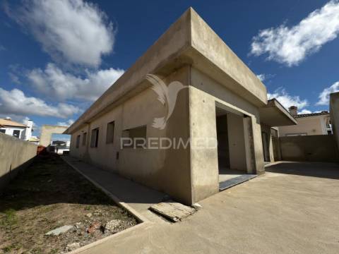 Moradia t5 com piscina azeitão