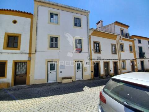 Moradia t5 - póvoa e meadas