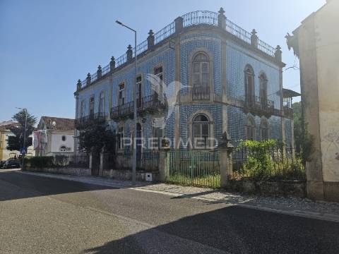 Solar histórico no centro da localidade de cabaços, distrito de leiria