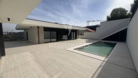 Moradia de luxo t4 - vila verde