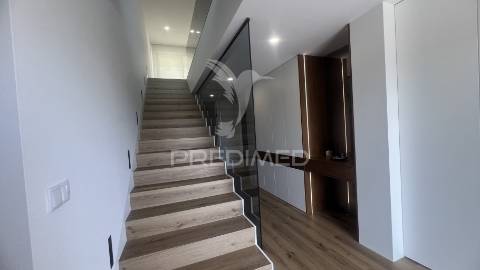 Moradia de luxo t4 - vila verde