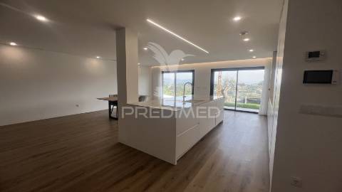 Moradia de luxo t4 - vila verde