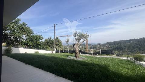 Moradia de luxo t4 - vila verde