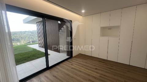 Moradia de luxo t4 - vila verde