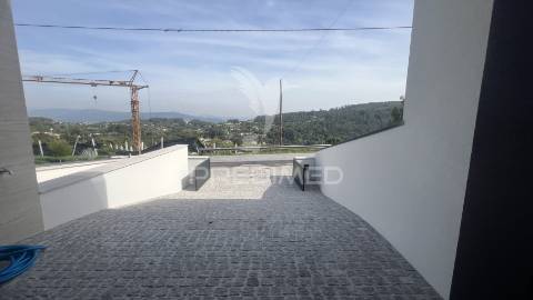 Moradia de luxo t4 - vila verde