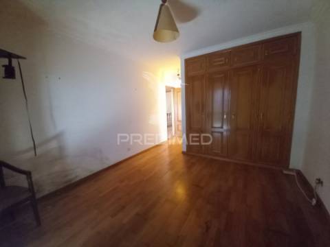 Ribamar-lisboa moradia t4+1-logradouro-garagem