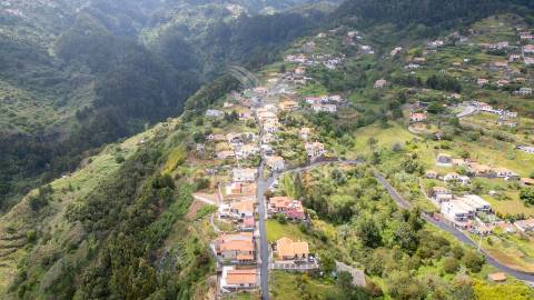 Terreno para habitação com 1.220 m² em gaula