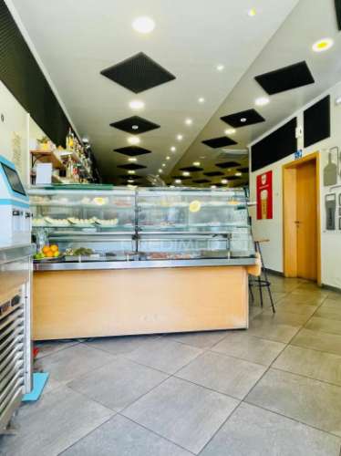 Restaurante a 100 metros da praia