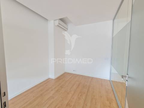 Loja - escritório -  para arrendamento no restelo, lisboa