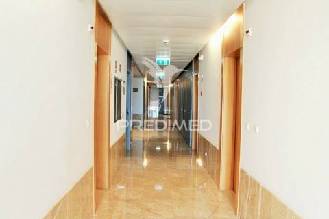 Escritório com vista rio, wc e estacionamento - lisboa