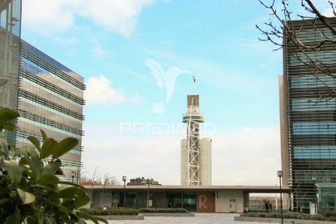 Escritório com vista rio, wc e estacionamento - lisboa