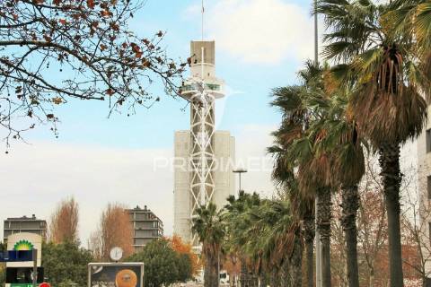 Escritório com vista rio, wc e estacionamento - lisboa