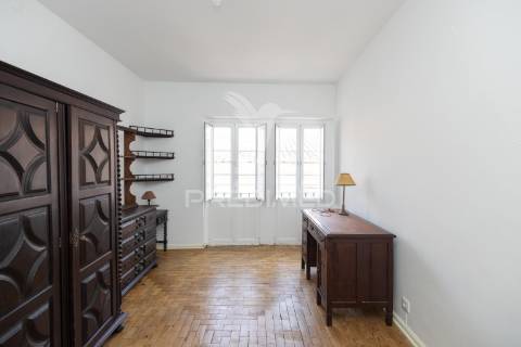 Apartamento t2+1 renovado com terraço, em vila viçosa