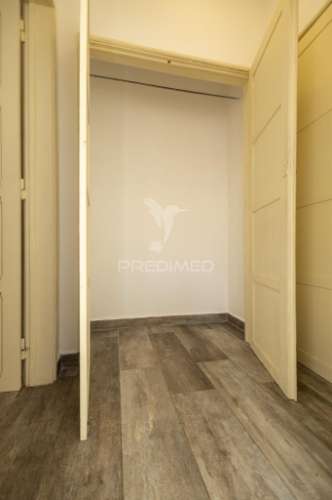 Apartamento t2+1 renovado com terraço, em vila viçosa