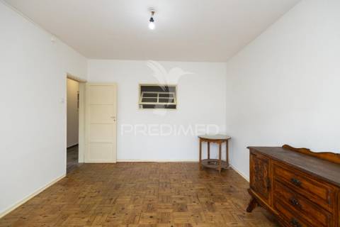 Apartamento t2+1 renovado com terraço, em vila viçosa