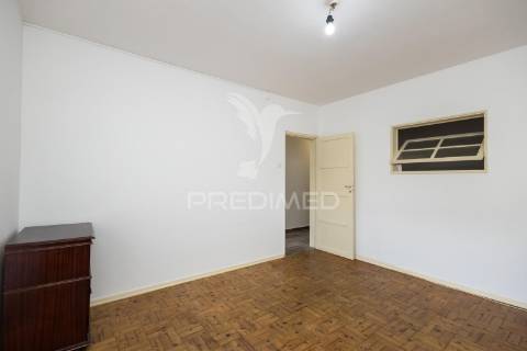 Apartamento t2+1 renovado com terraço, em vila viçosa