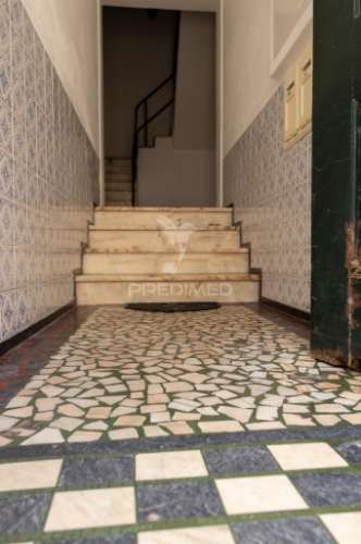 Apartamento t2+1 renovado com terraço, em vila viçosa