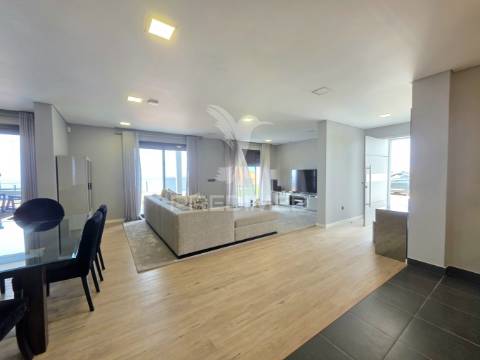 Moradia térrea t3 com piscina na ponta do sol