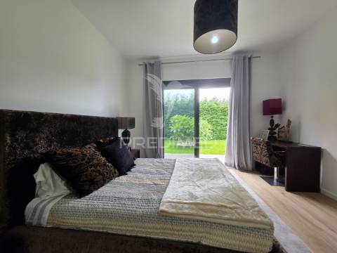 Moradia térrea t3 com piscina na ponta do sol