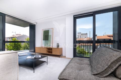 Apartamento t3 de luxo - centro de viana do castelo (arrendamento)